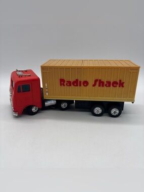 Vintage Radio Shack Tractor Trailer Truck Untested No Remote Tandy 1970’s